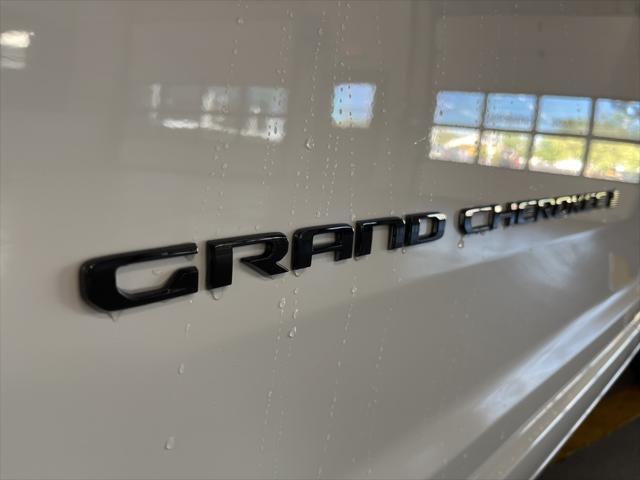 new 2025 Jeep Grand Cherokee car, priced at $60,686