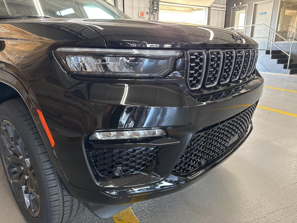 new 2025 Jeep Grand Cherokee car, priced at $61,840