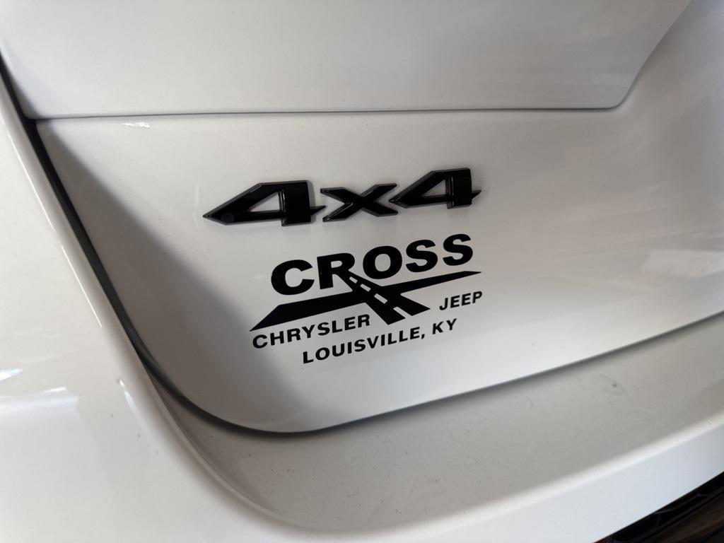 new 2025 Jeep Grand Cherokee L car, priced at $44,600