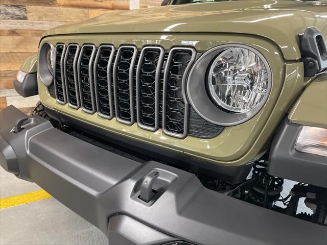 new 2025 Jeep Gladiator car, priced at $46,000