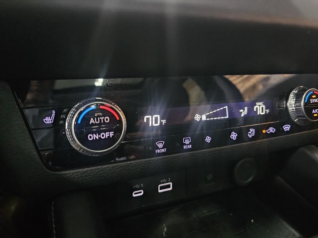 used 2024 Mitsubishi Outlander car, priced at $26,500