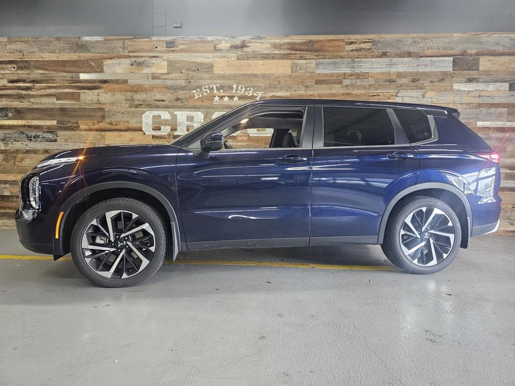 used 2024 Mitsubishi Outlander car, priced at $26,500