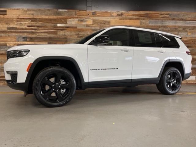 new 2025 Jeep Grand Cherokee L car, priced at $45,149