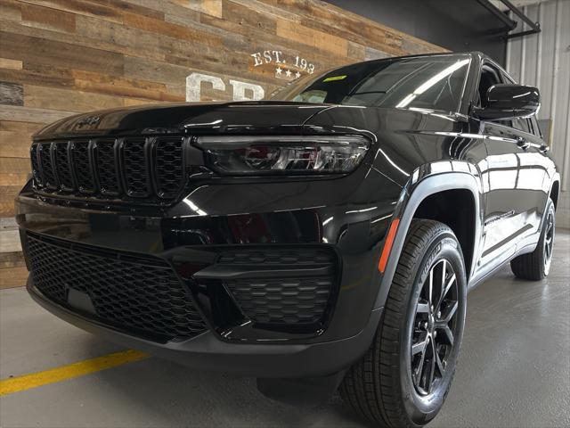 new 2024 Jeep Grand Cherokee car, priced at $41,750