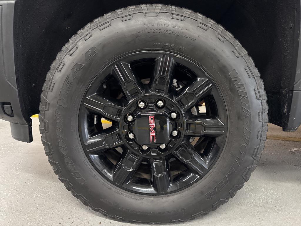 used 2025 GMC Sierra 2500 car, priced at $76,000
