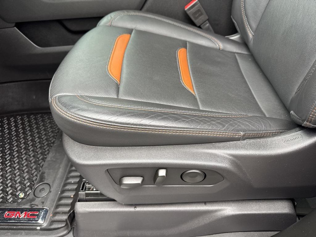 used 2025 GMC Sierra 2500 car, priced at $76,000