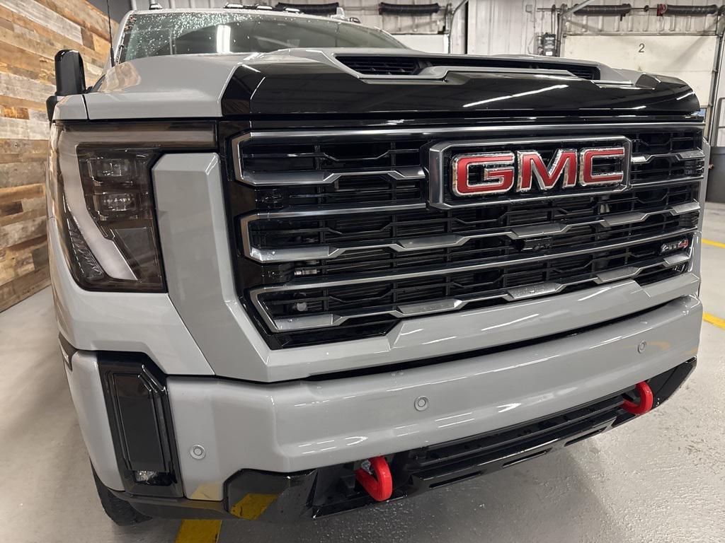 used 2025 GMC Sierra 2500 car, priced at $76,000
