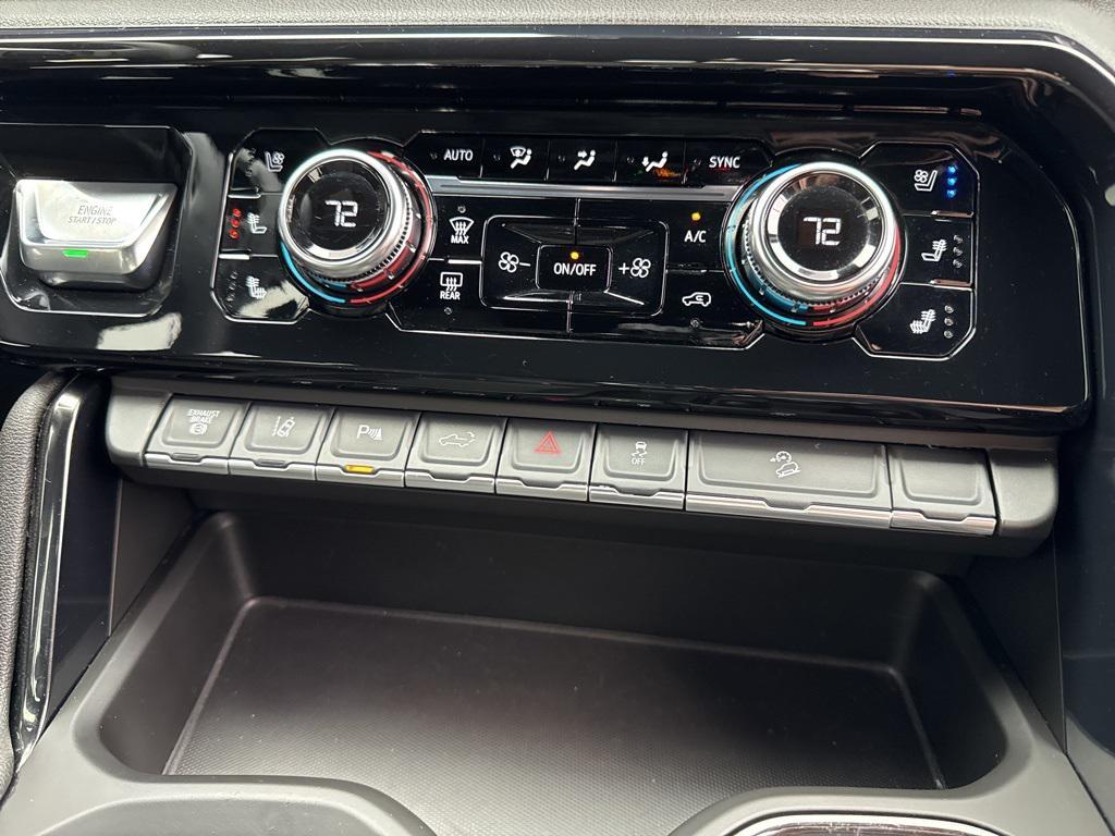 used 2025 GMC Sierra 2500 car, priced at $76,000