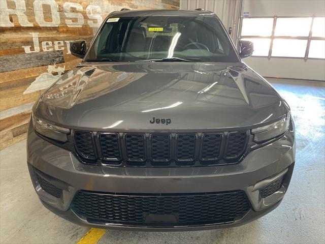 new 2025 Jeep Grand Cherokee car, priced at $41,609