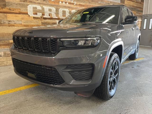 new 2025 Jeep Grand Cherokee car, priced at $41,609