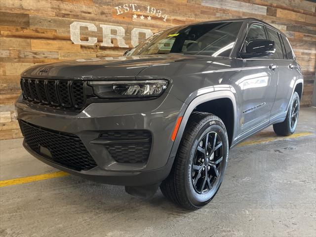 new 2025 Jeep Grand Cherokee car, priced at $41,609