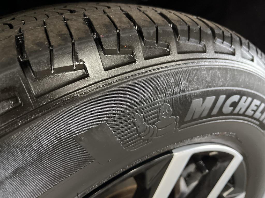 used 2023 Jeep Grand Cherokee L car, priced at $31,179