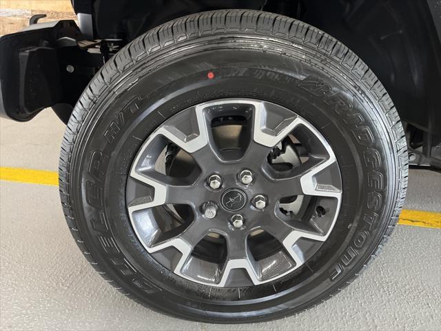 new 2025 Jeep Gladiator car, priced at $47,255