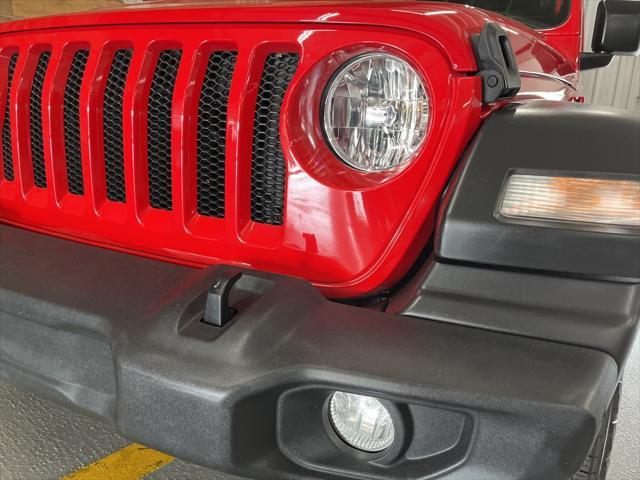 used 2021 Jeep Wrangler Unlimited car, priced at $35,000