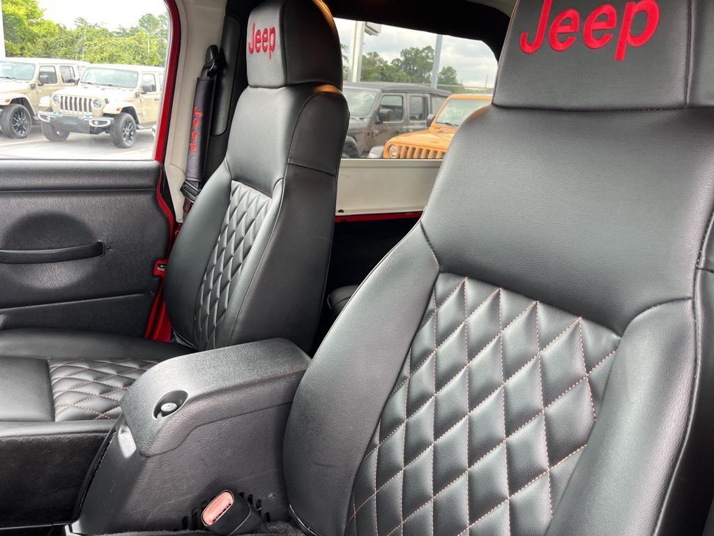 used 2006 Jeep Wrangler car, priced at $22,100