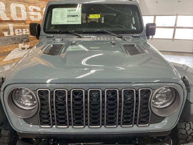 new 2025 Jeep Gladiator car, priced at $62,815