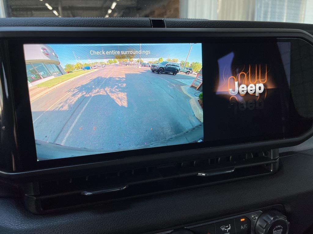 new 2025 Jeep Wrangler car, priced at $48,500