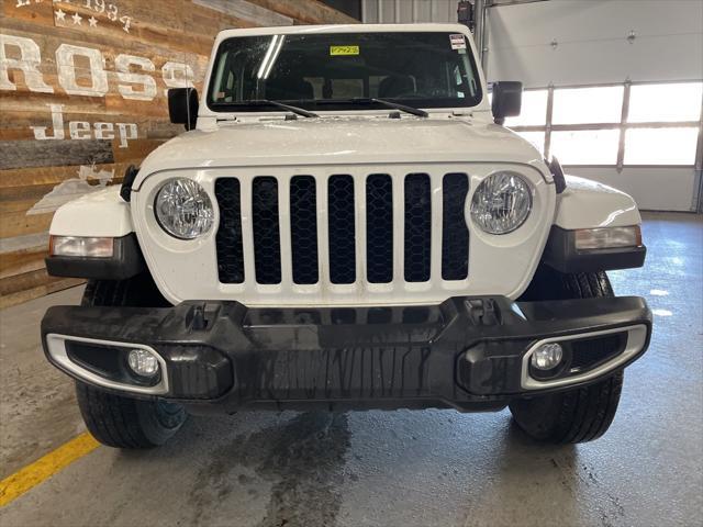 used 2022 Jeep Gladiator car, priced at $32,000