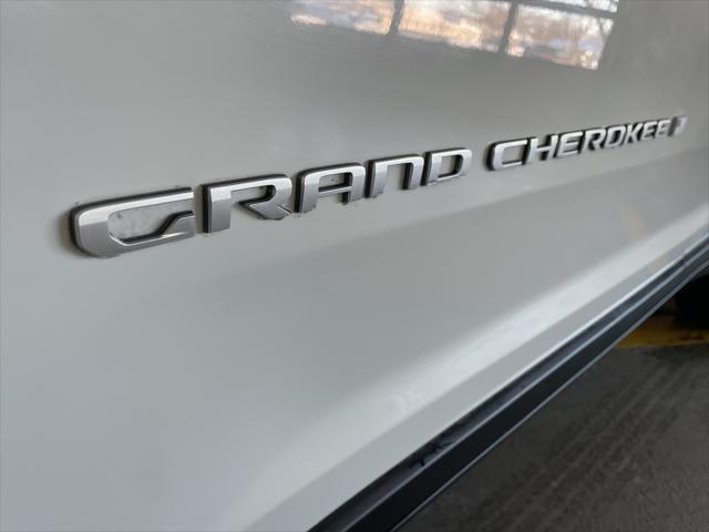 new 2025 Jeep Grand Cherokee car, priced at $42,213