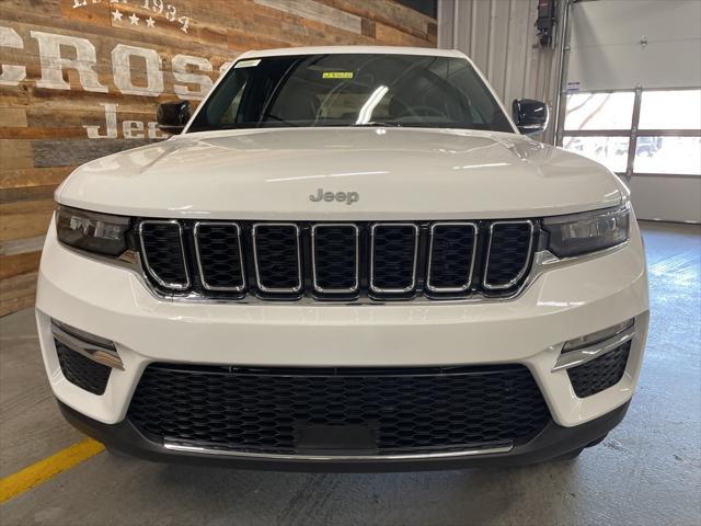 new 2025 Jeep Grand Cherokee car, priced at $42,213