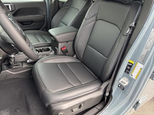 new 2025 Jeep Gladiator car, priced at $47,255