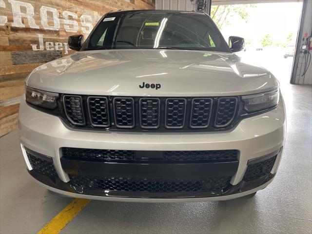 new 2025 Jeep Grand Cherokee L car, priced at $66,582