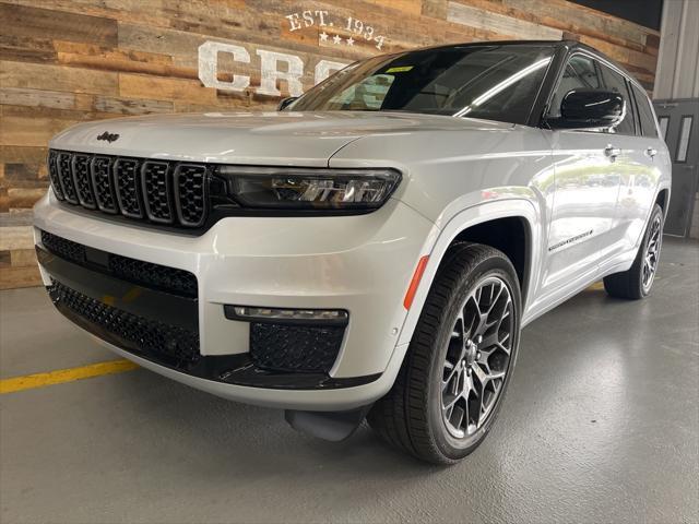 new 2025 Jeep Grand Cherokee L car, priced at $66,582