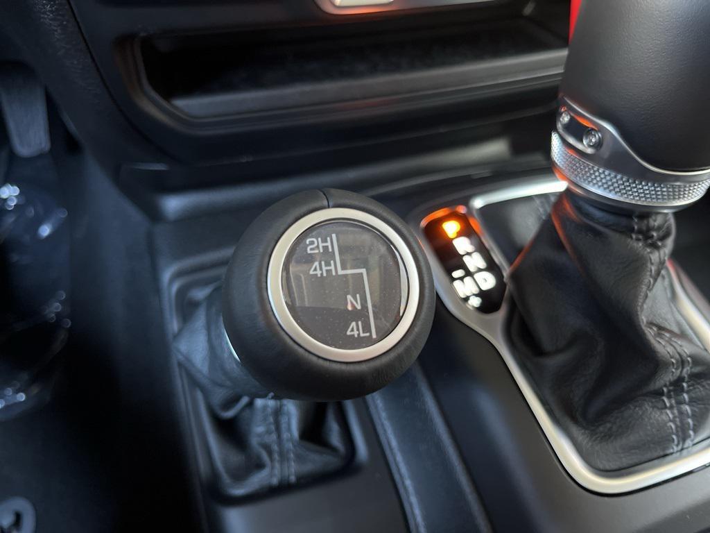 new 2025 Jeep Gladiator car, priced at $40,855