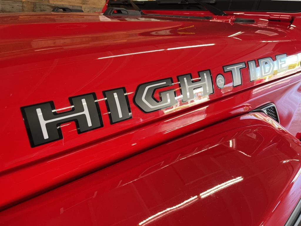 new 2025 Jeep Gladiator car, priced at $40,855