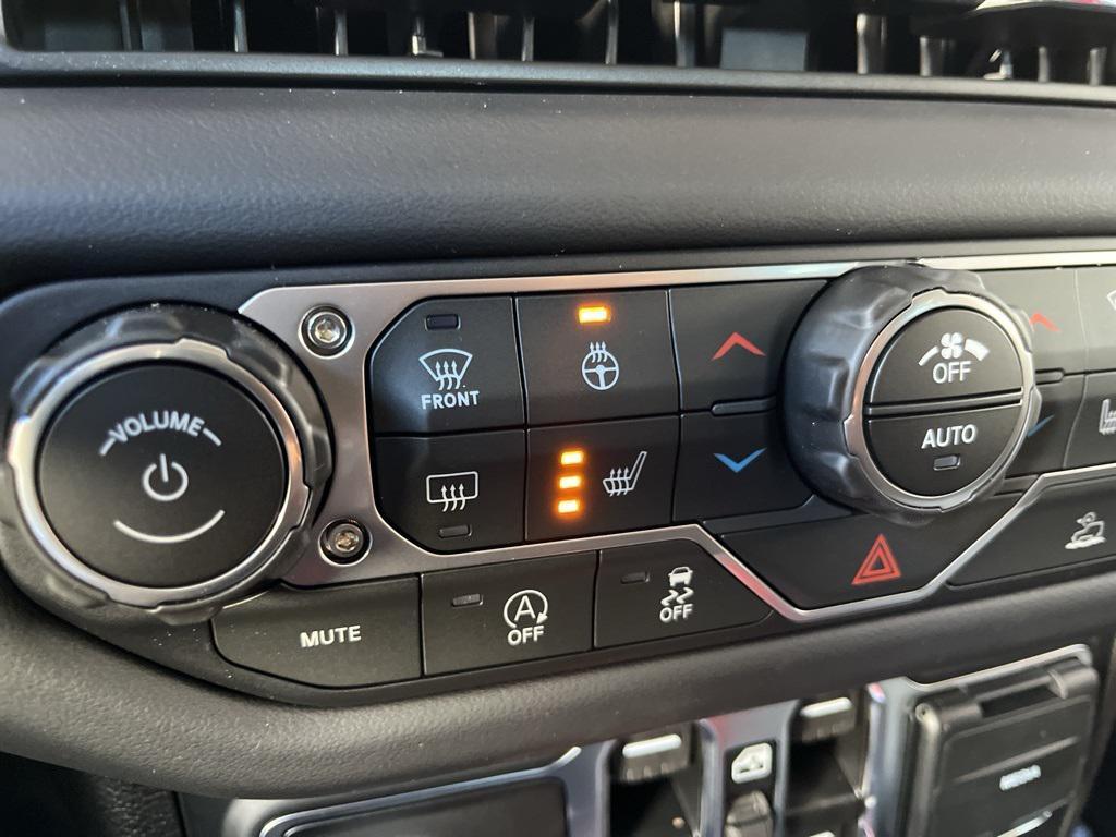 new 2025 Jeep Gladiator car, priced at $40,855