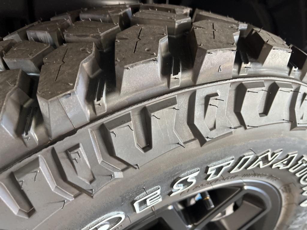 new 2025 Jeep Gladiator car, priced at $40,855