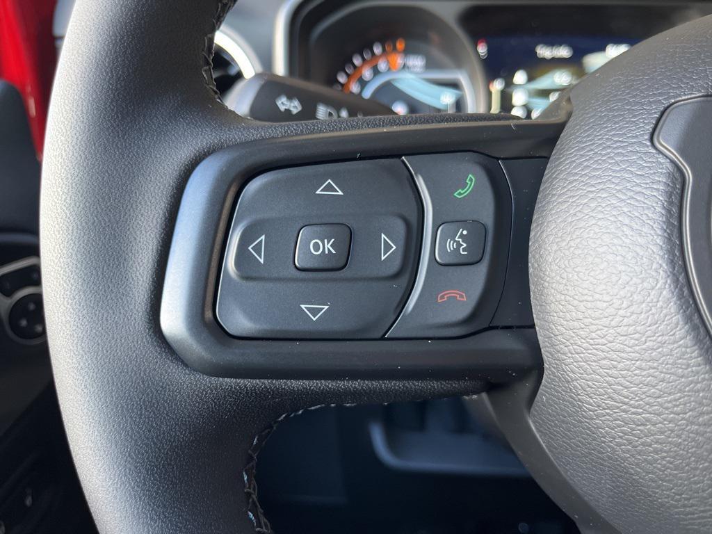 new 2025 Jeep Gladiator car, priced at $40,855