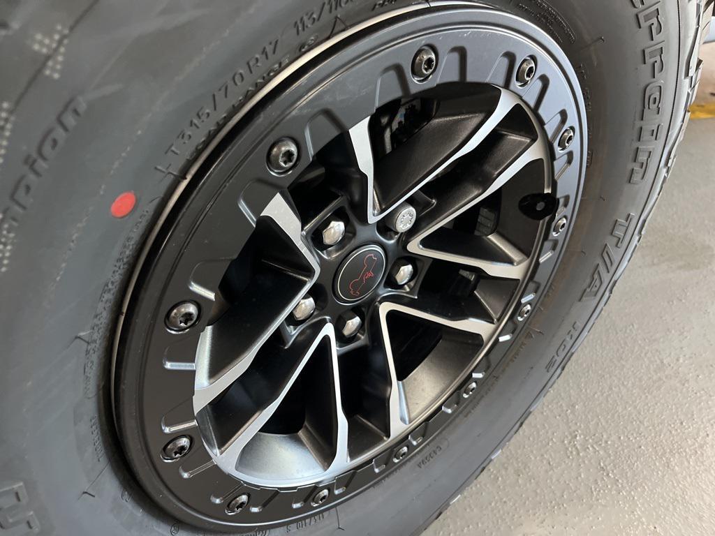 new 2025 Jeep Wrangler car, priced at $73,160