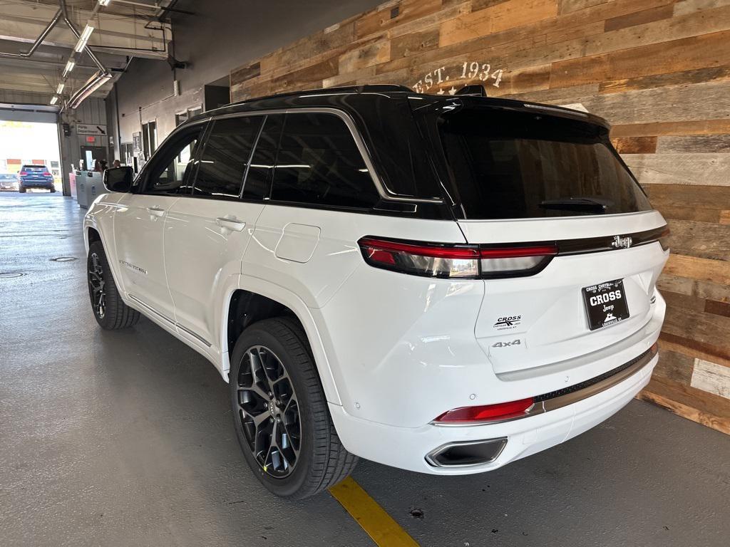 new 2025 Jeep Grand Cherokee car, priced at $60,249