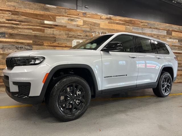 new 2025 Jeep Grand Cherokee L car, priced at $45,128