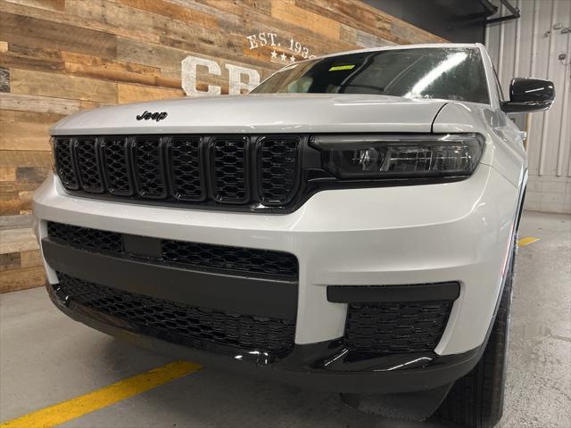 new 2025 Jeep Grand Cherokee L car, priced at $45,128