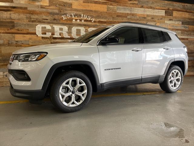 new 2025 Jeep Compass car, priced at $27,360