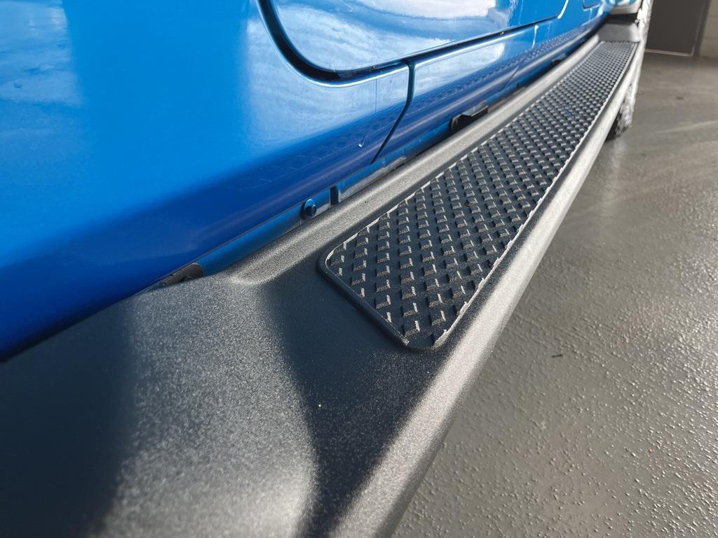 used 2021 Jeep Gladiator car, priced at $33,571