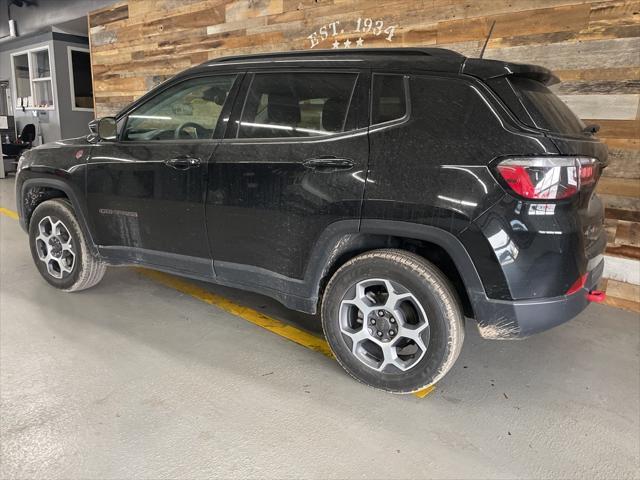 used 2022 Jeep Compass car, priced at $25,000