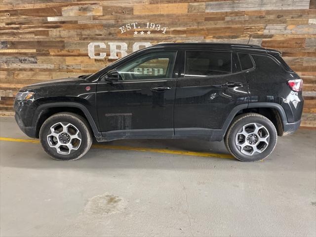 used 2022 Jeep Compass car, priced at $25,000