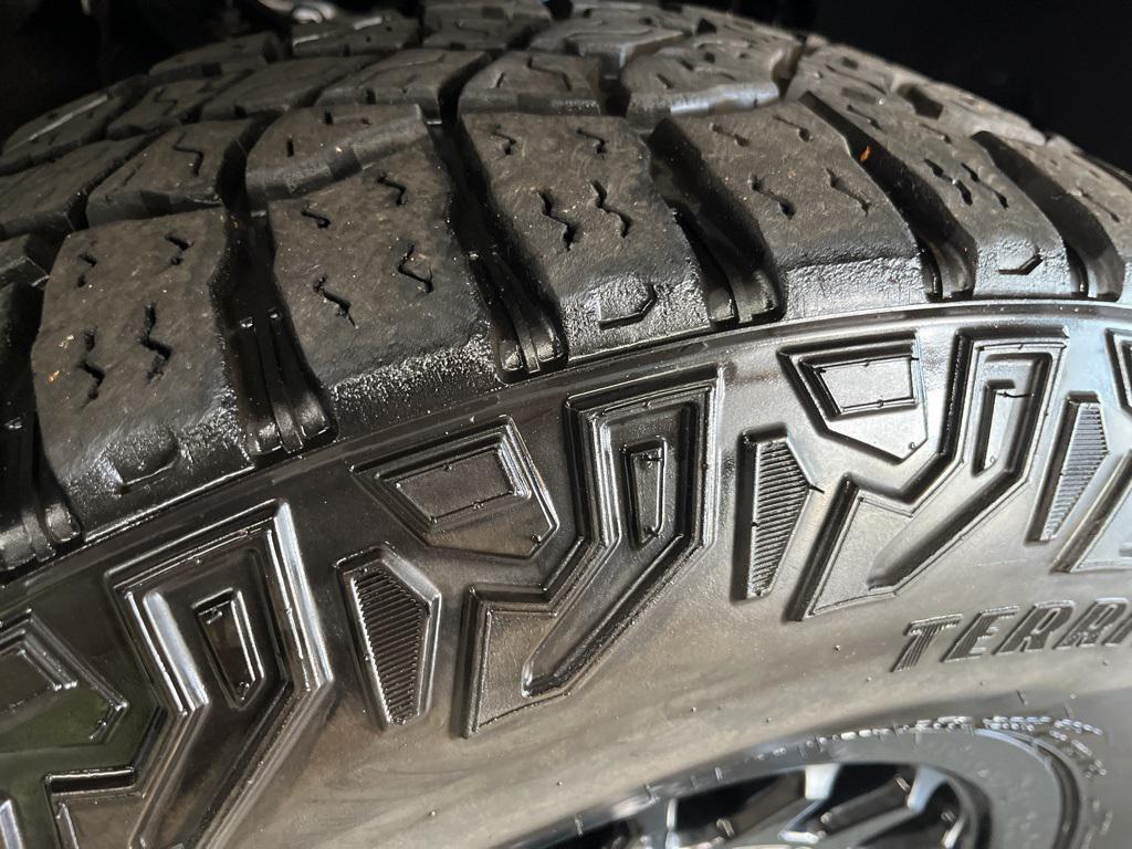 used 2024 GMC Sierra 2500 car, priced at $75,500