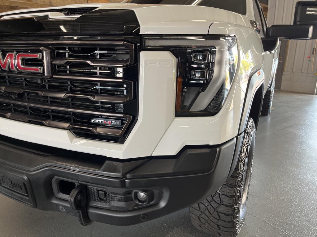 used 2024 GMC Sierra 2500 car, priced at $75,500
