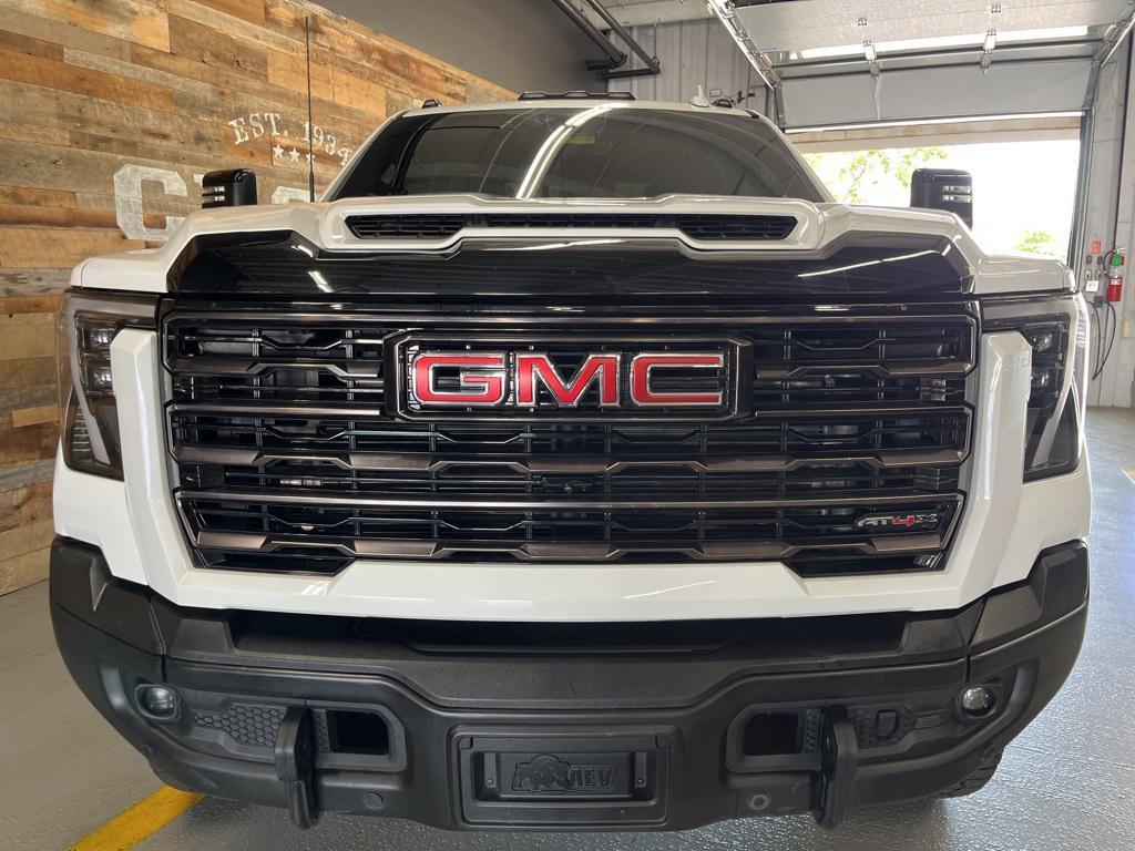 used 2024 GMC Sierra 2500 car, priced at $75,500