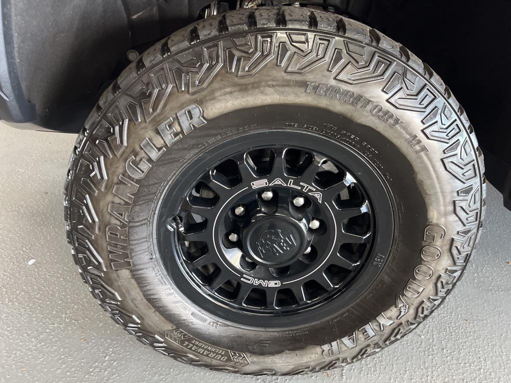 used 2024 GMC Sierra 2500 car, priced at $75,500