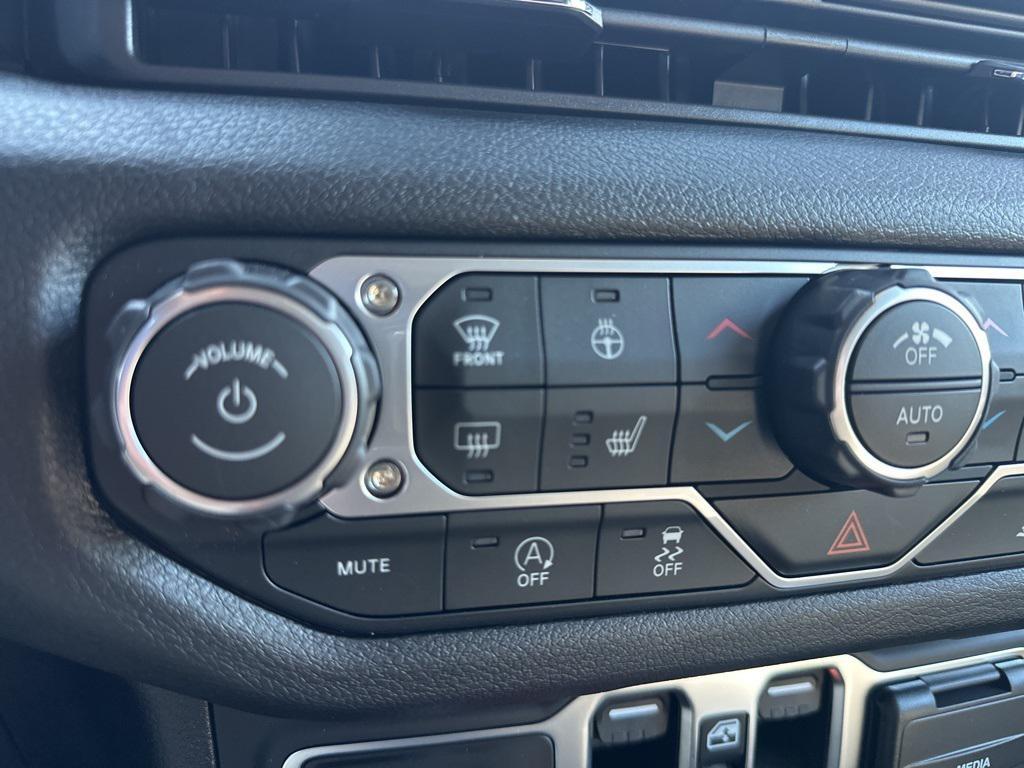 new 2026 Jeep Wrangler car, priced at $51,010