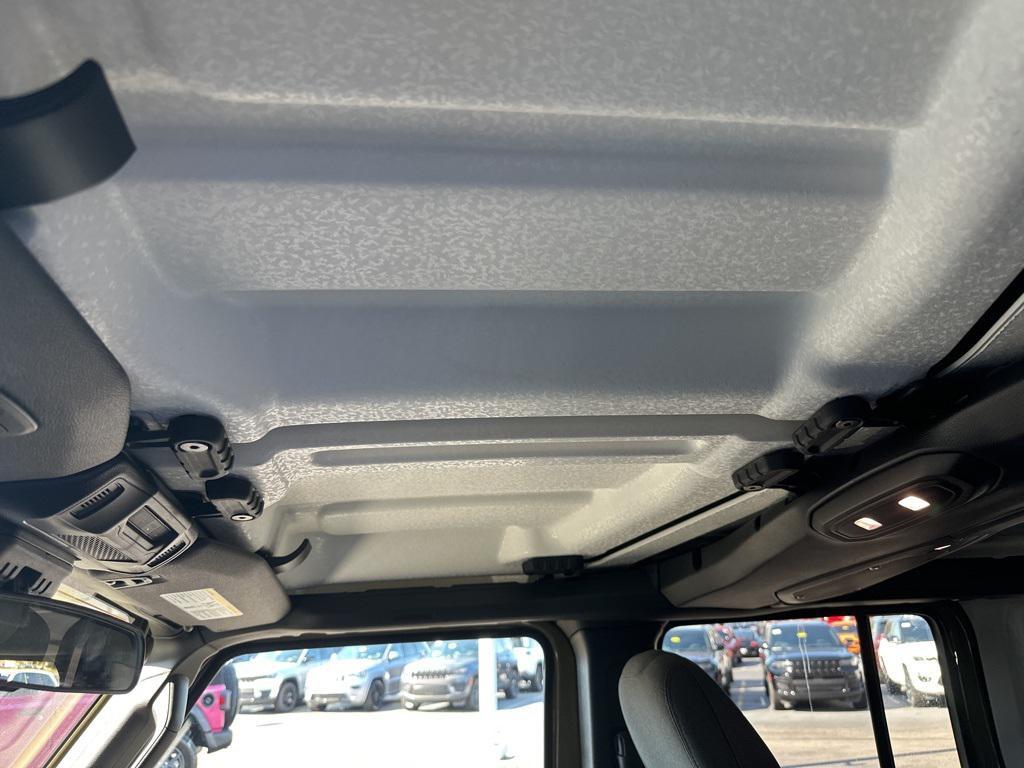 new 2026 Jeep Wrangler car, priced at $51,010