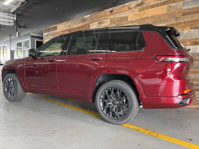 new 2025 Jeep Grand Cherokee L car, priced at $69,739