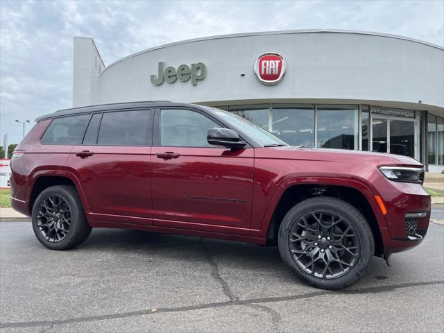 new 2025 Jeep Grand Cherokee L car, priced at $69,739