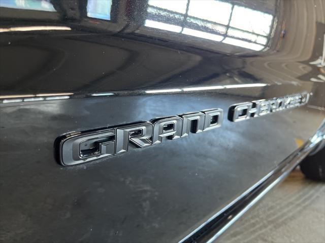 used 2022 Jeep Grand Cherokee car, priced at $29,343