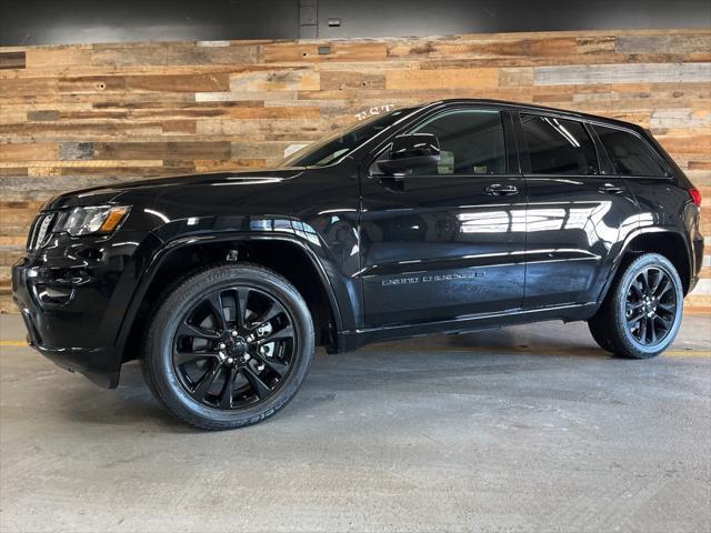 used 2022 Jeep Grand Cherokee car, priced at $29,343